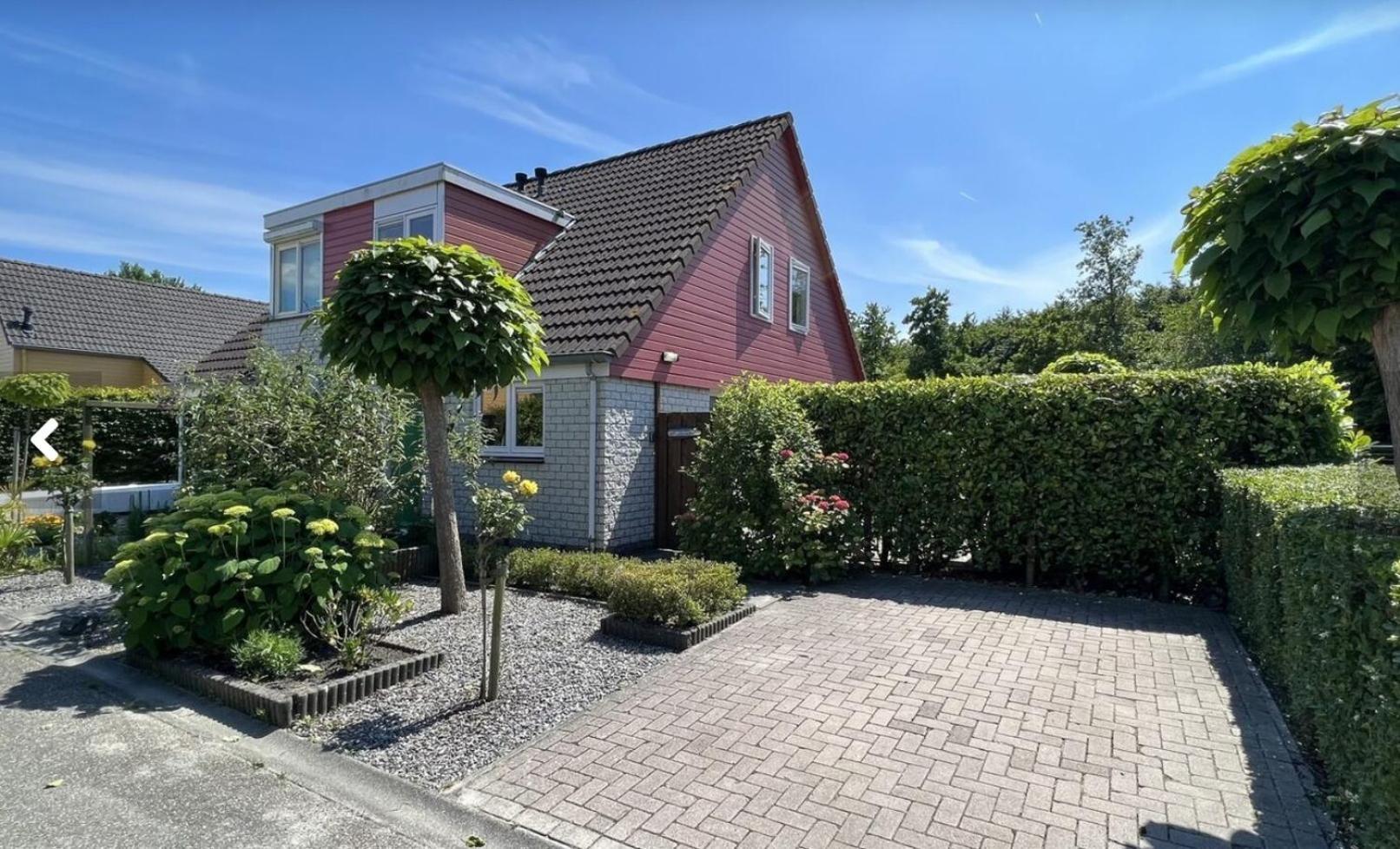 Vakantiehuis Op Villapark Oesterbaai Aan Zee , Met Speeltuin Grenzend Aan De Tuin Wemeldinge Exterior photo